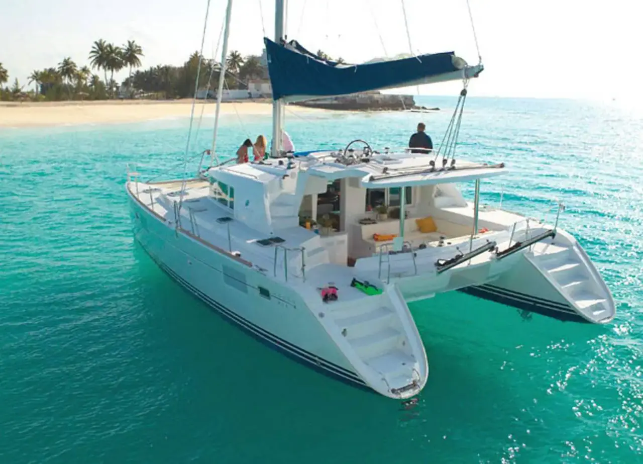 Catamaran în Caraibe